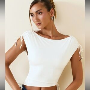 NWT Oh Polly Kaede Asymmetric Ruched Cowl-Back Crop
Top Size XXS